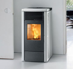 Ravelli Free-Standing Pellet Stove